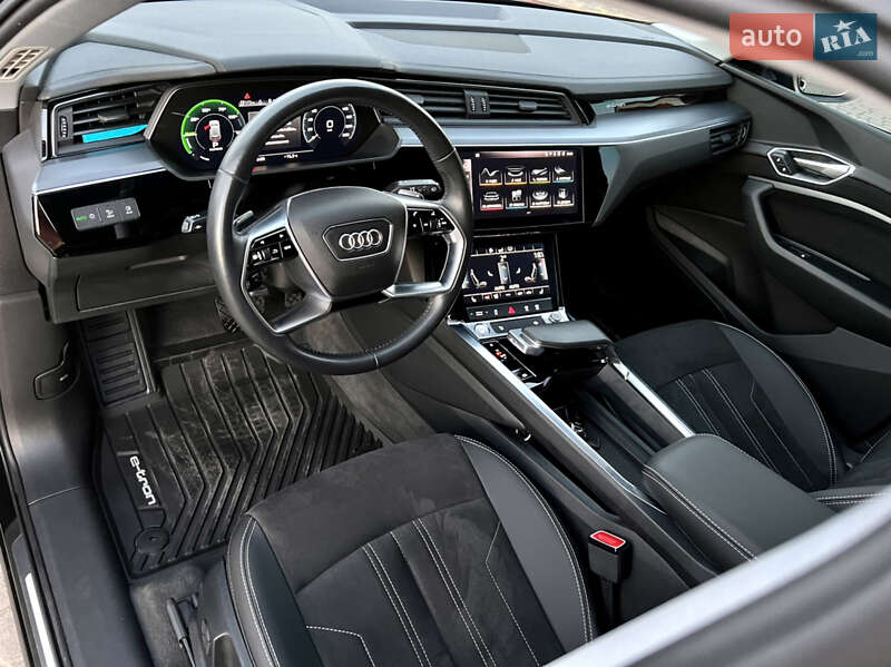 Позашляховик / Кросовер Audi e-tron 2019 в Самборі фото 112 Позашляховик / Кросовер Audi e-tron 2019 в Самборі