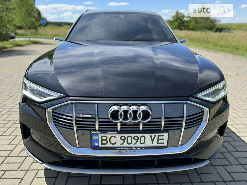 Внедорожник / Кроссовер Audi e-tron 2019 в Дрогобыче фото 4 Внедорожник / Кроссовер Audi e-tron 2019 в Дрогобыче