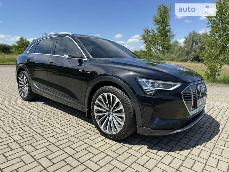 Внедорожник / Кроссовер Audi e-tron 2019 в Дрогобыче фото 12 Внедорожник / Кроссовер Audi e-tron 2019 в Дрогобыче