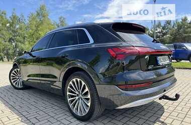 Внедорожник / Кроссовер Audi e-tron 2019 в Дрогобыче
