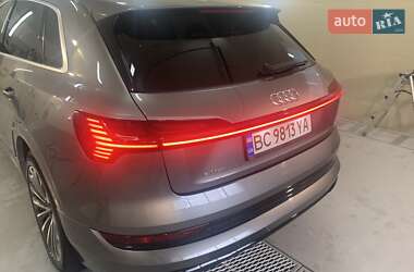 Внедорожник / Кроссовер Audi e-tron 2019 в 
