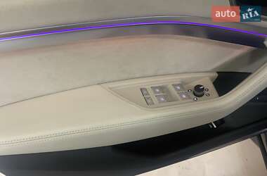 Внедорожник / Кроссовер Audi e-tron 2019 в 
