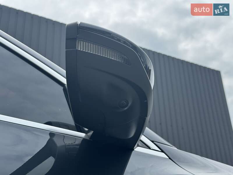 Позашляховик / Кросовер Audi e-tron 2019 в Мукачевому