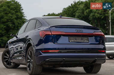 Позашляховик / Кросовер Audi e-tron 2020 в 