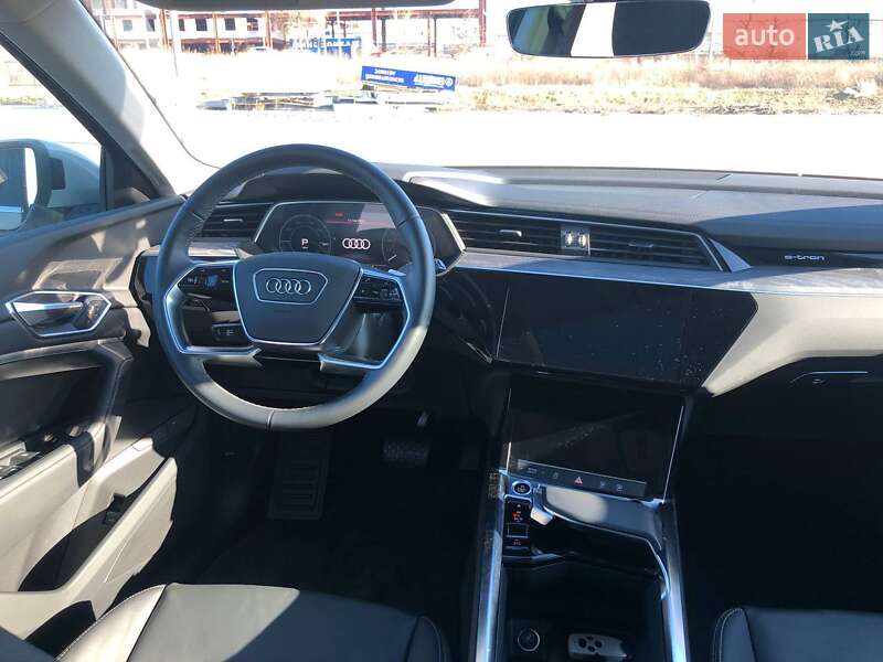 Внедорожник / Кроссовер Audi e-tron 2022 в Харькове