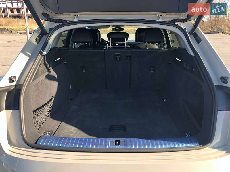 Внедорожник / Кроссовер Audi e-tron 2022 в Харькове фото 21 Внедорожник / Кроссовер Audi e-tron 2022 в Харькове