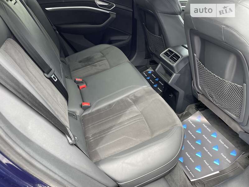 Внедорожник / Кроссовер Audi e-tron 2020 в Ровно