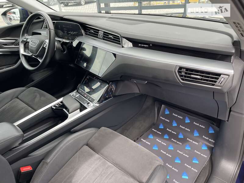 Внедорожник / Кроссовер Audi e-tron 2020 в Ровно