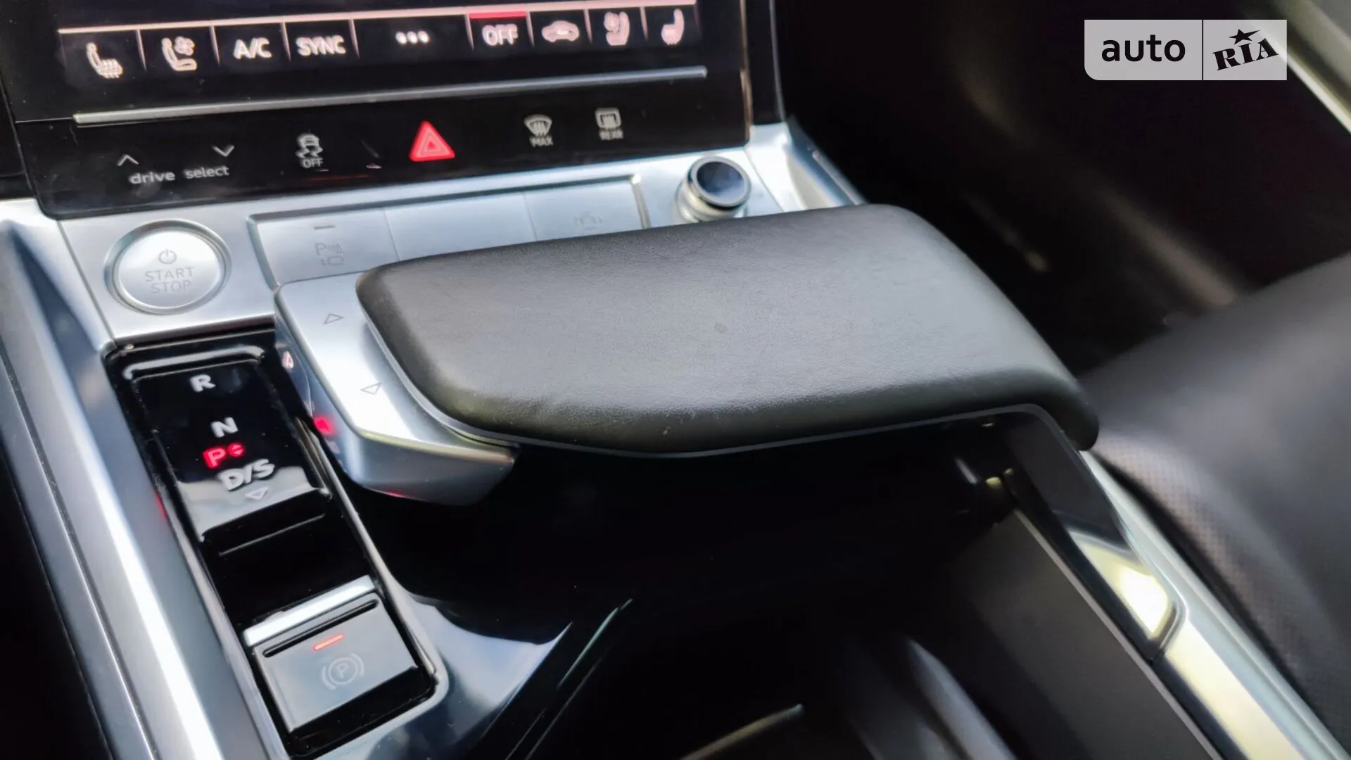 2019 Audi e-tron - мініатюра 15