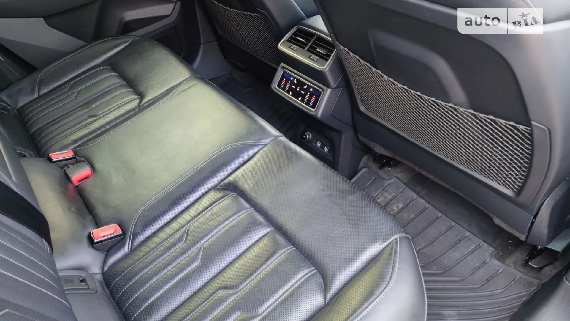 2019 Audi e-tron - мініатюра 25