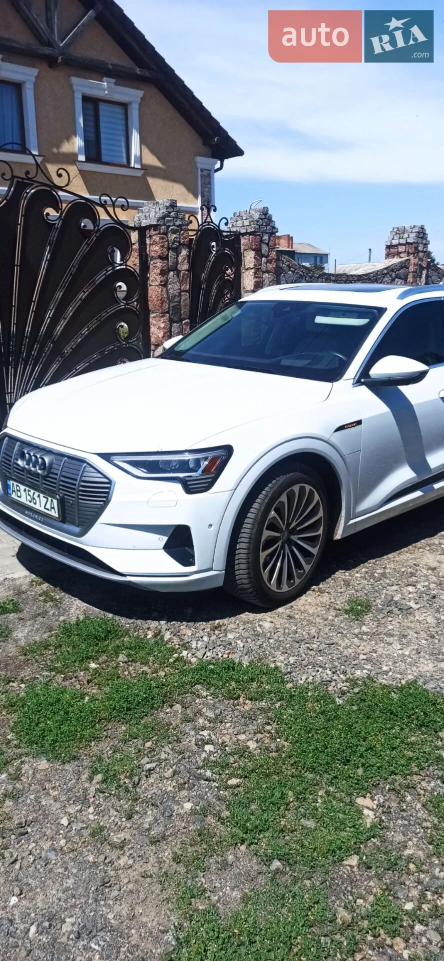 2019 Audi e-tron - мініатюра 9