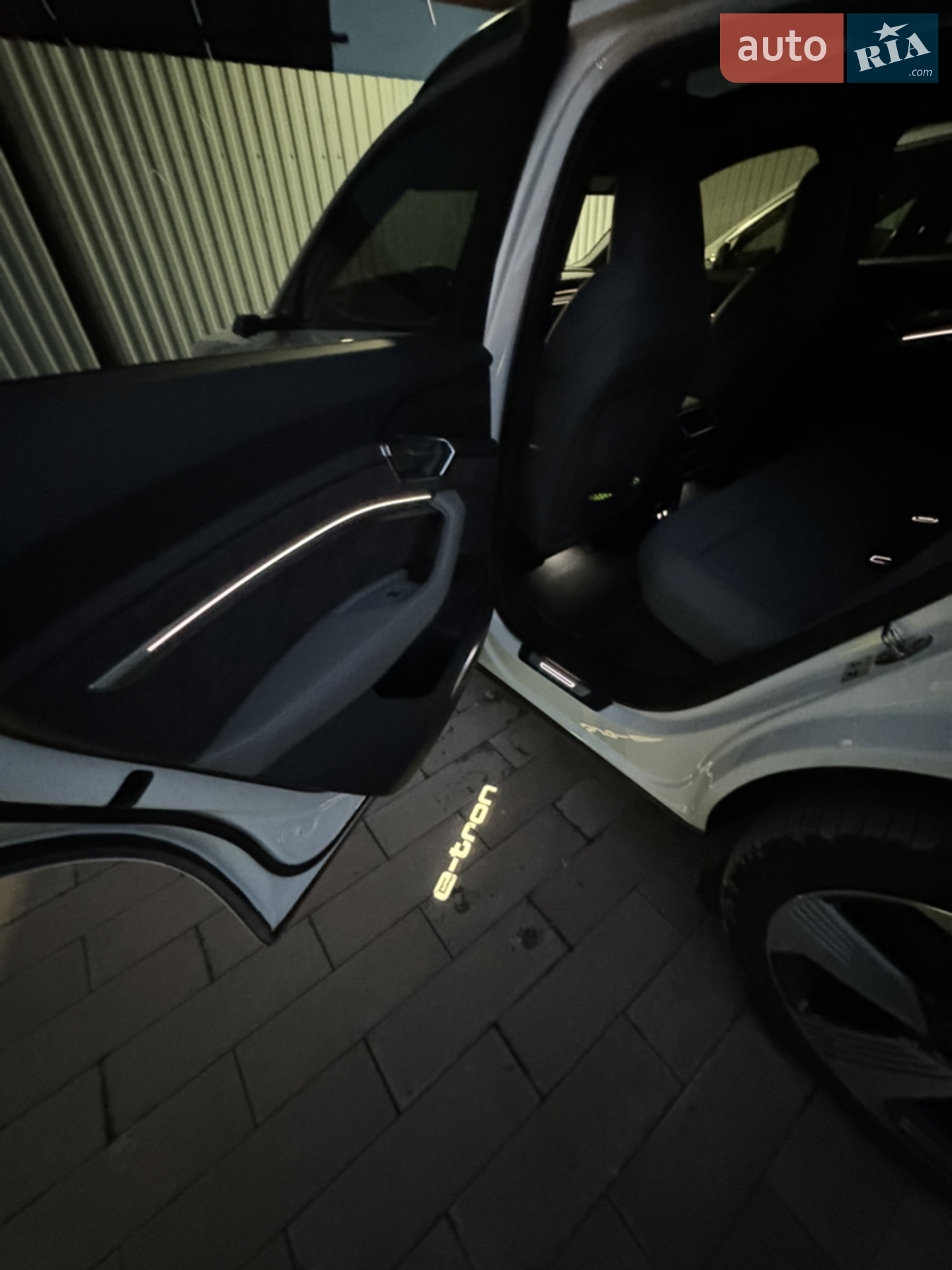2020 Audi e-tron - мініатюра 7