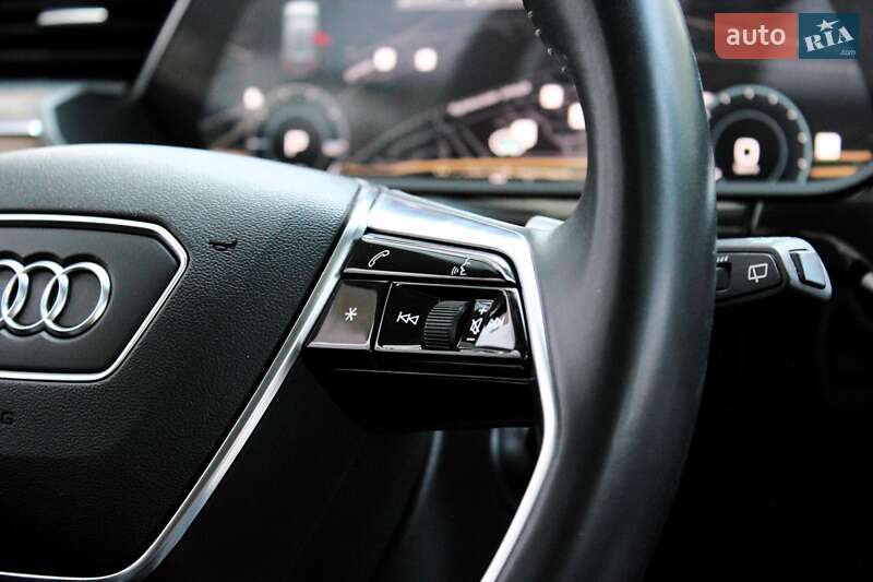 Внедорожник / Кроссовер Audi e-tron 2019 в Харькове фото 16 Внедорожник / Кроссовер Audi e-tron 2019 в Харькове