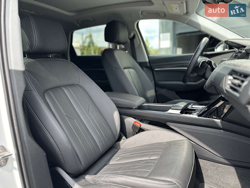 Внедорожник / Кроссовер Audi e-tron 2021 в Львове
