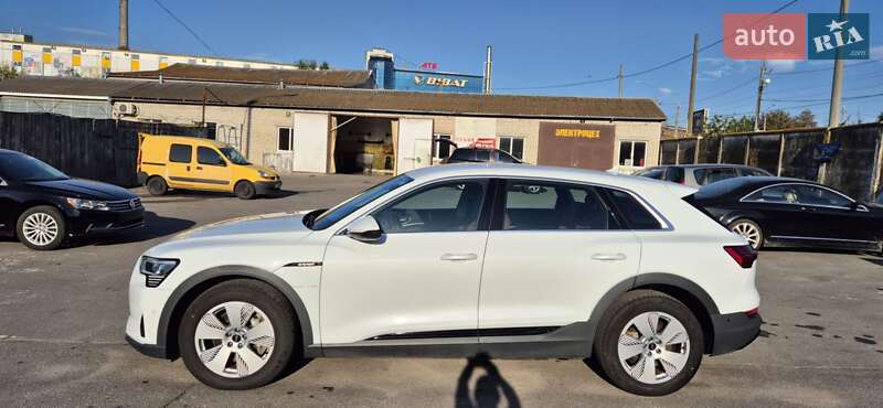 Внедорожник / Кроссовер Audi e-tron 2020 в Виннице