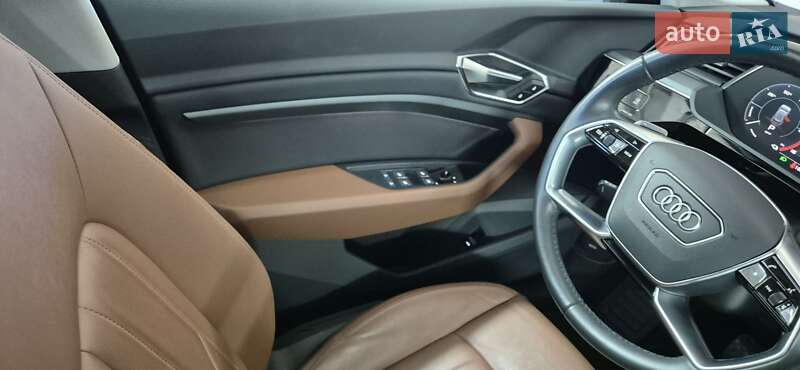 Внедорожник / Кроссовер Audi e-tron 2020 в Виннице