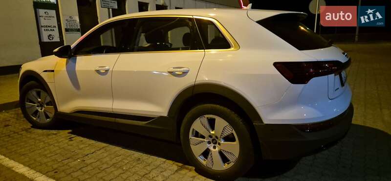 Внедорожник / Кроссовер Audi e-tron 2020 в Виннице