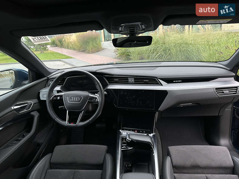 Позашляховик / Кросовер Audi e-tron 2020 в Рівному