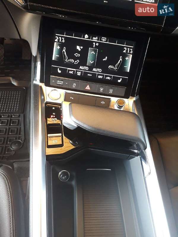 Внедорожник / Кроссовер Audi e-tron 2019 в Дрогобыче