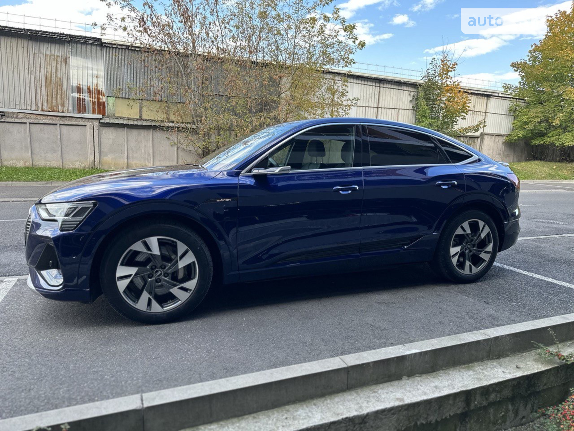 2020 Audi e-tron - мініатюра 4