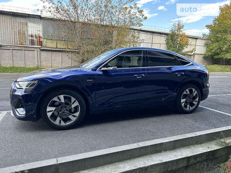 Позашляховик / Кросовер Audi e-tron 2020 в Львові