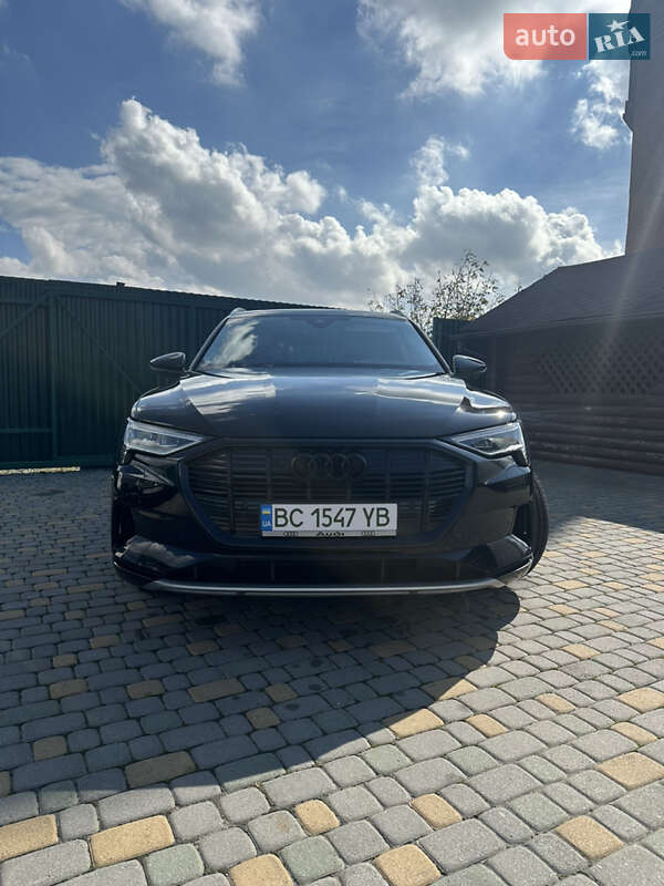 Audi e-tron 2022