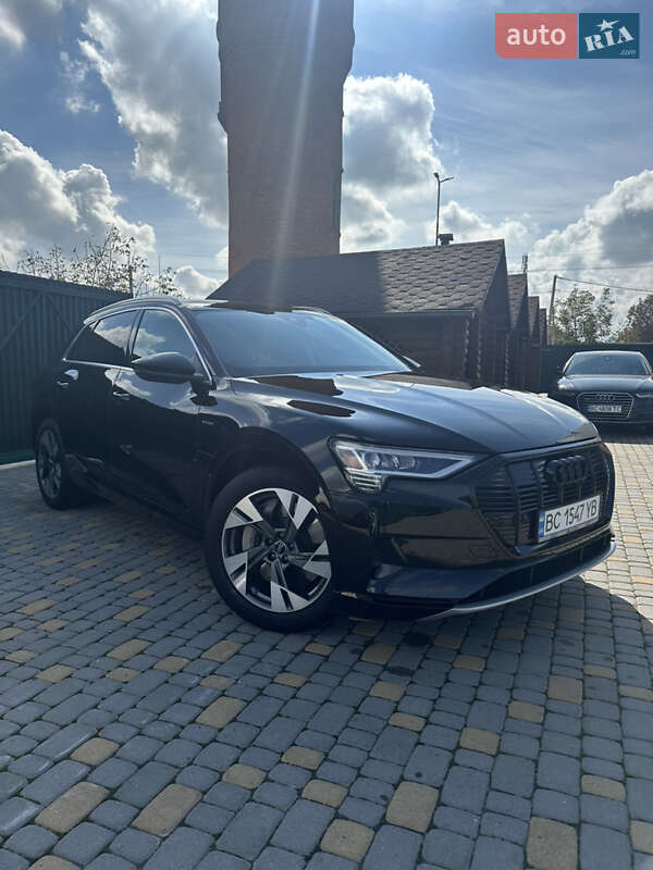 Внедорожник / Кроссовер Audi e-tron 2022 в Самборе