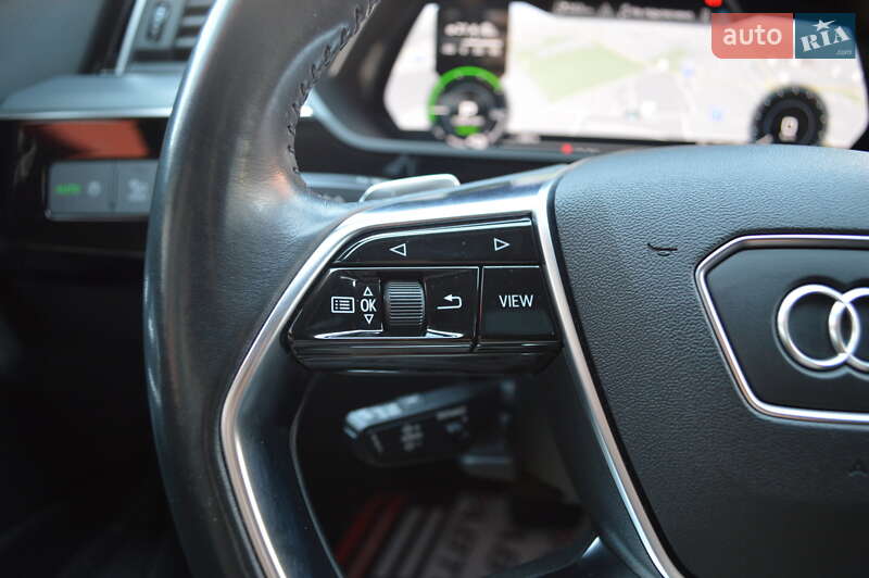 Внедорожник / Кроссовер Audi e-tron 2020 в Львове