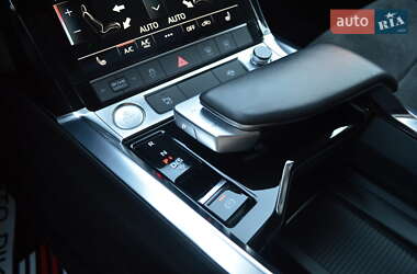 Внедорожник / Кроссовер Audi e-tron 2020 в 
