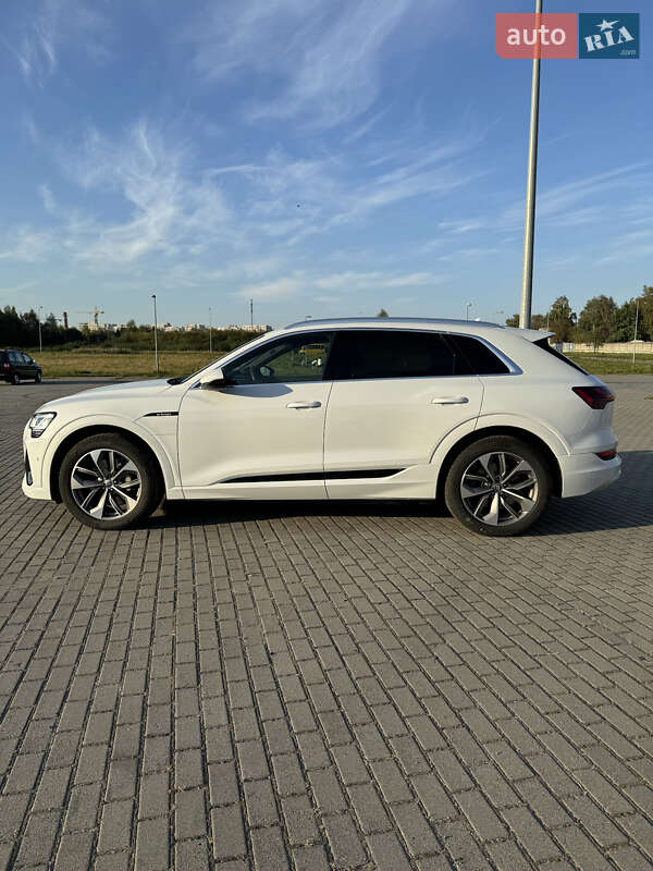 Внедорожник / Кроссовер Audi e-tron 2020 в Львове