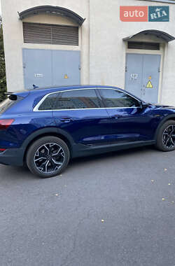 Внедорожник / Кроссовер Audi e-tron 2021 в Харькове
