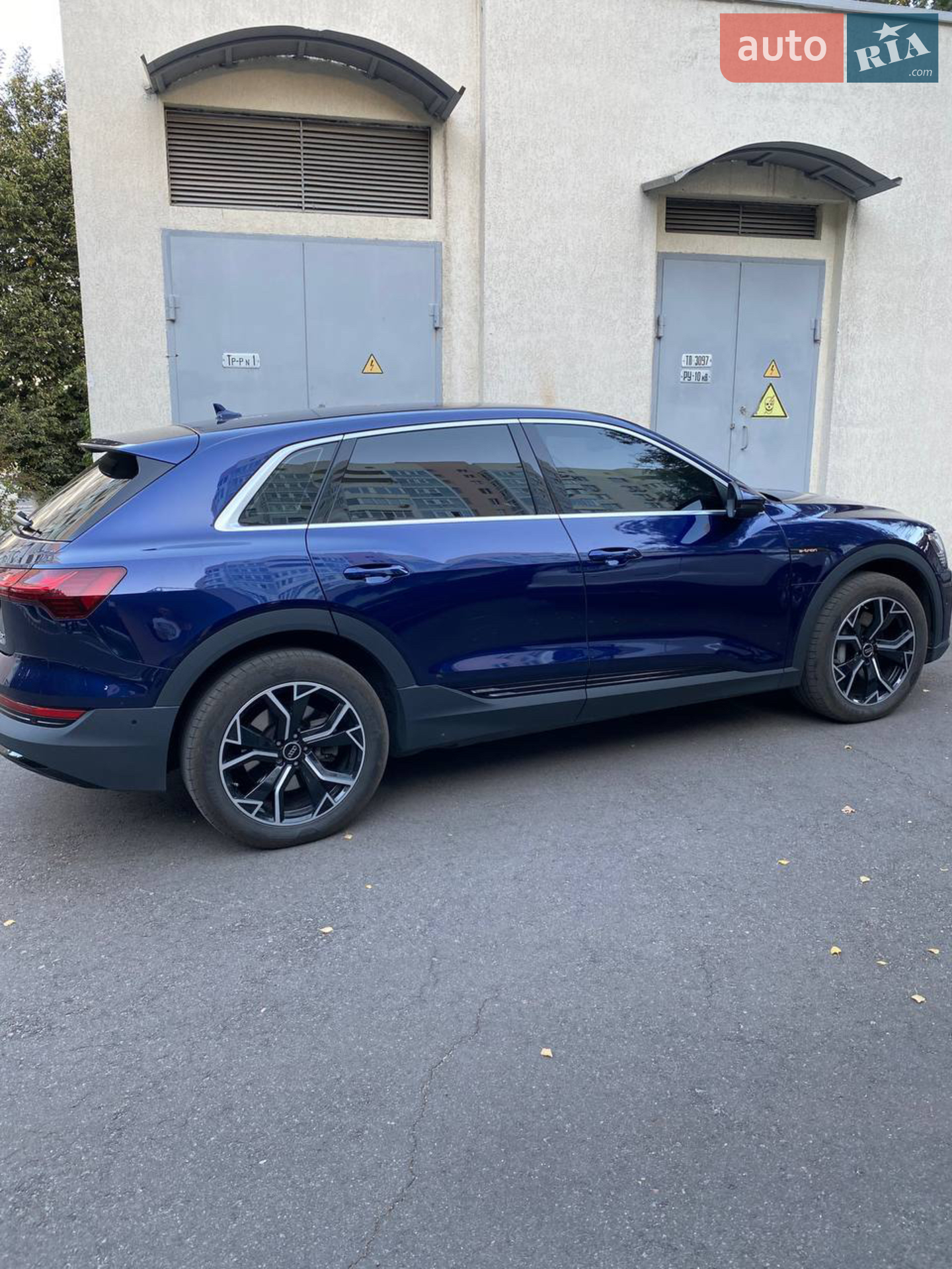 2021 Audi e-tron - мініатюра 3