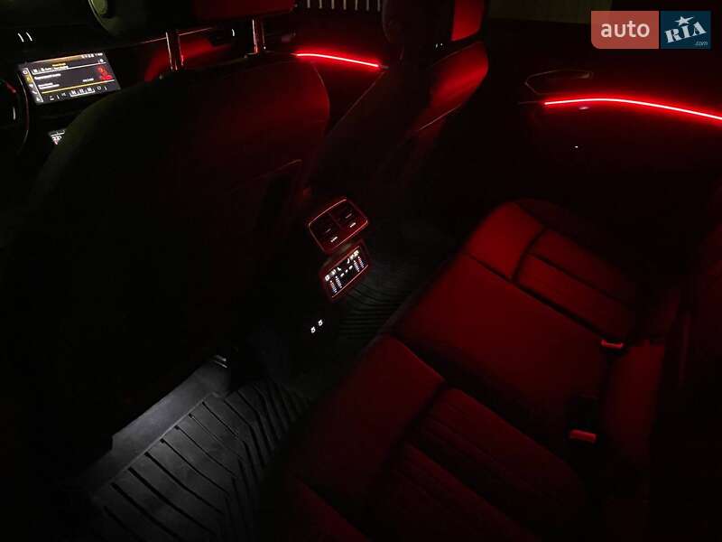 Позашляховик / Кросовер Audi e-tron 2021 в Києві фото 77 Позашляховик / Кросовер Audi e-tron 2021 в Києві