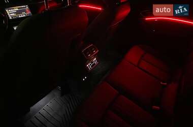 Внедорожник / Кроссовер Audi e-tron 2021 в 
