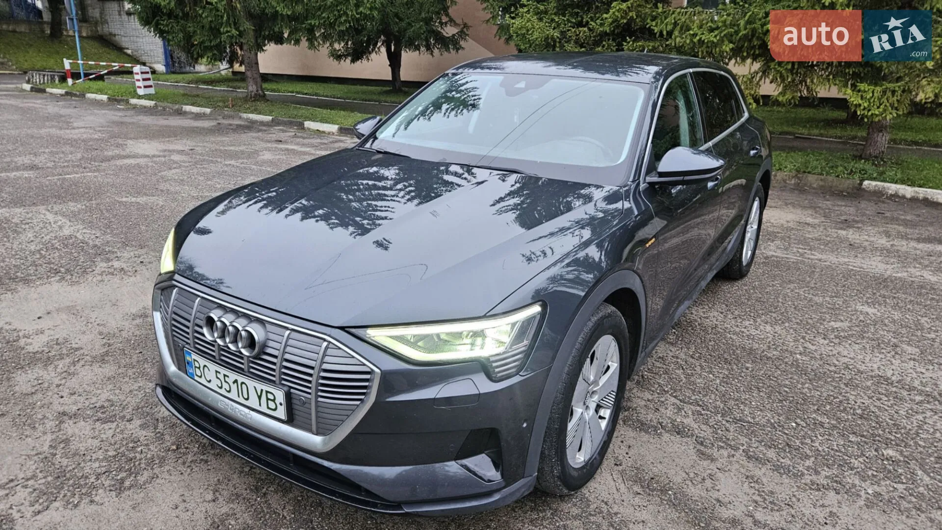 2020 Audi e-tron - мініатюра 4
