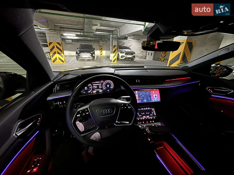 Внедорожник / Кроссовер Audi e-tron 2020 в Киеве