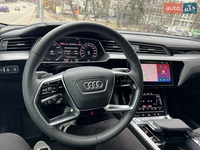 Внедорожник / Кроссовер Audi e-tron 2020 в Киеве