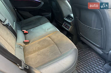 Позашляховик / Кросовер Audi e-tron 2020 в 