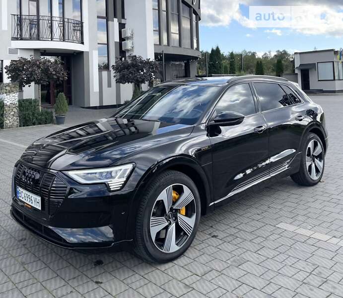 Audi e-tron 2022