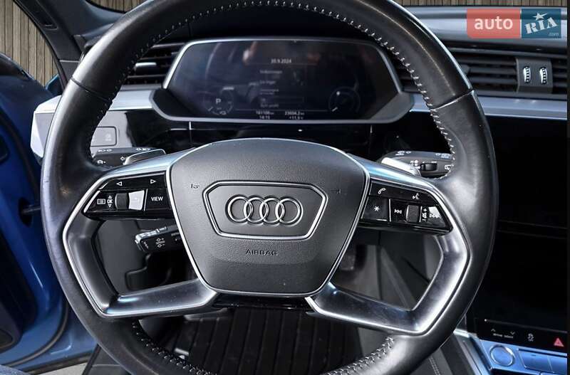 Внедорожник / Кроссовер Audi e-tron 2019 в Киеве