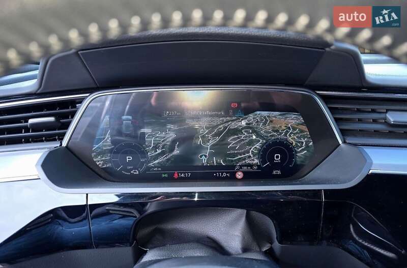 Внедорожник / Кроссовер Audi e-tron 2019 в Киеве