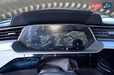 Внедорожник / Кроссовер Audi e-tron 2019 в 
