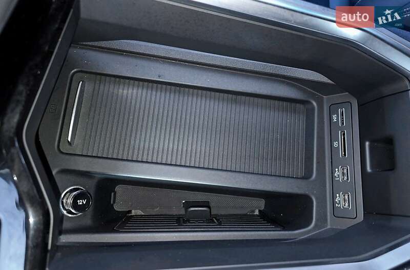 Внедорожник / Кроссовер Audi e-tron 2019 в Киеве