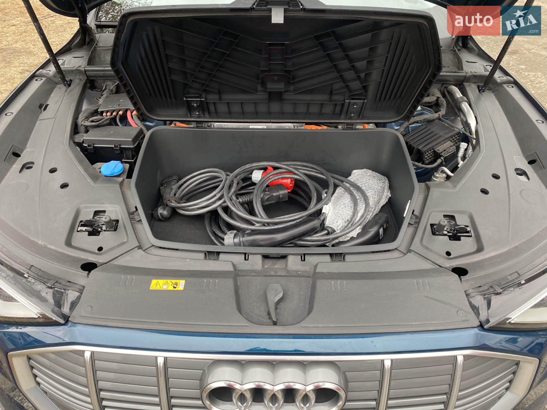 2022 Audi e-tron - мініатюра 10