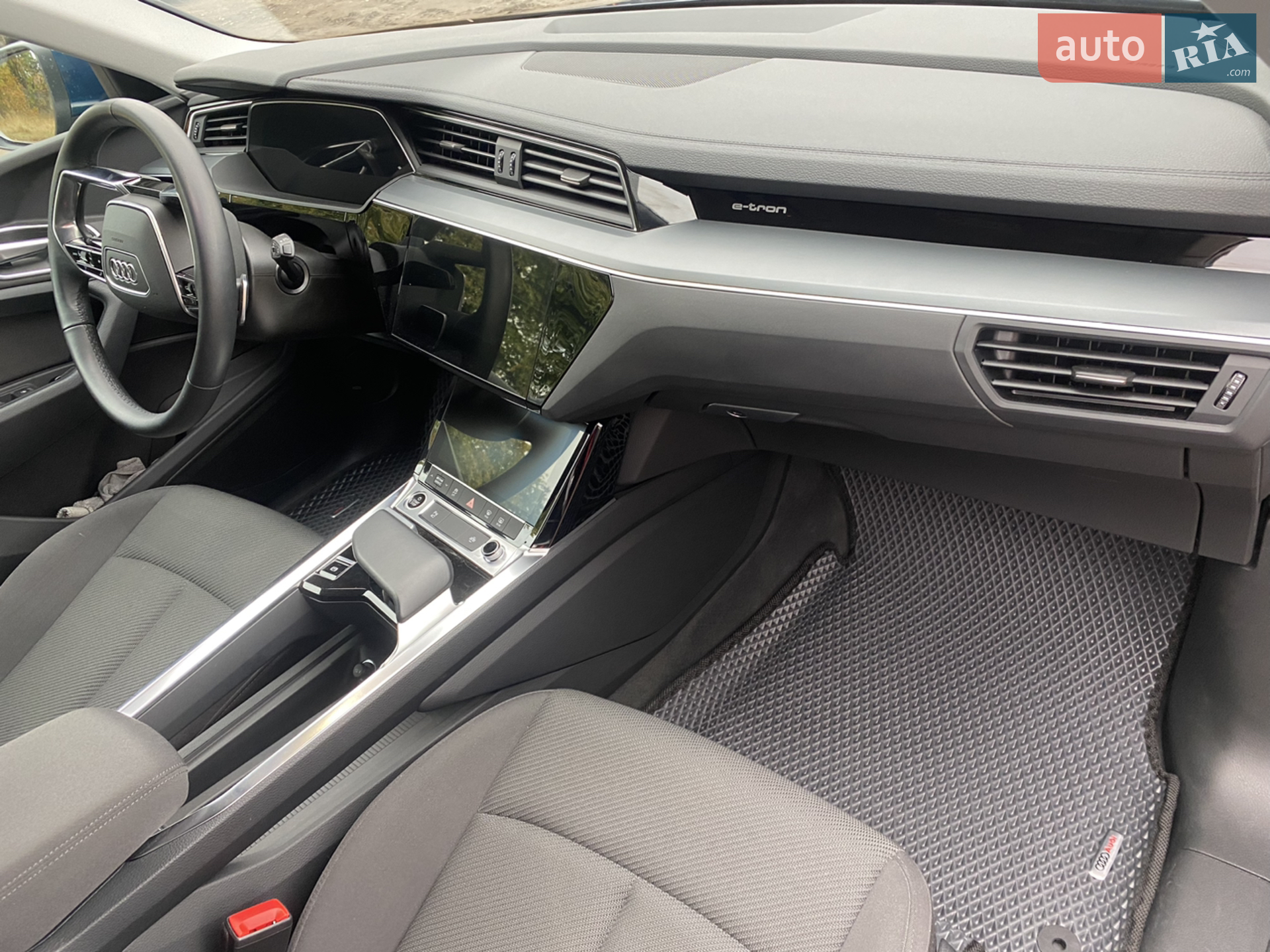 2022 Audi e-tron - мініатюра 20