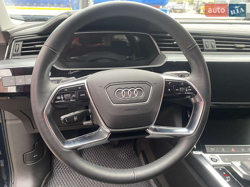 Внедорожник / Кроссовер Audi e-tron 2022 в Полтаве