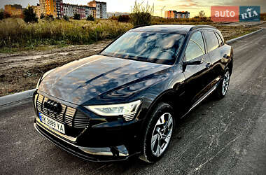 Внедорожник / Кроссовер Audi e-tron 2019 в 