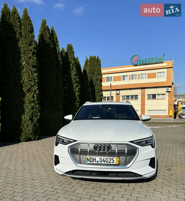 Внедорожник / Кроссовер Audi e-tron 2019 в Хмельницком