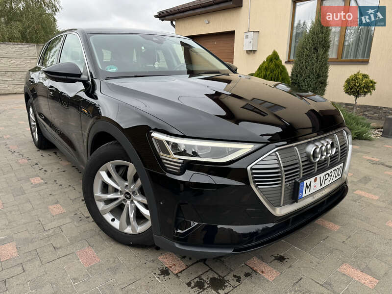 Audi e-tron 2021
