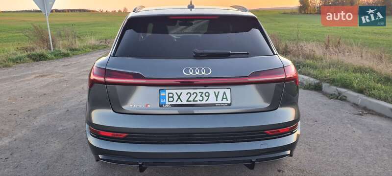 Внедорожник / Кроссовер Audi e-tron 2021 в Хмельницком